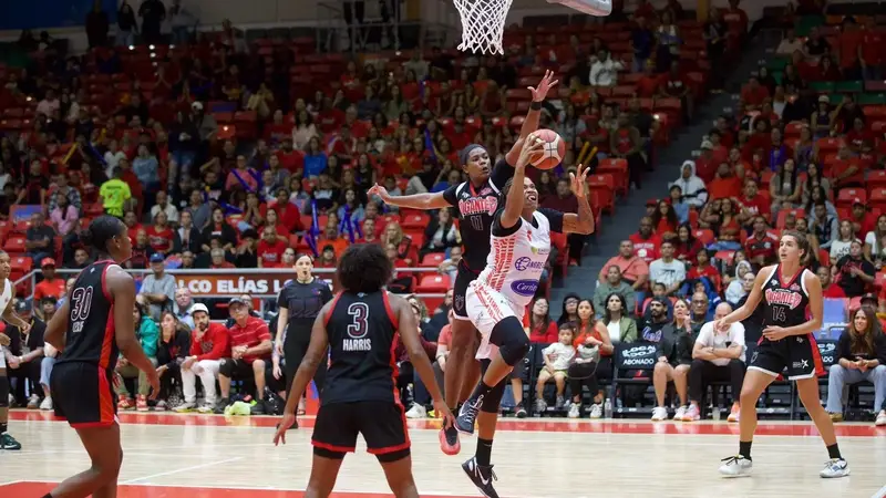 LAS CANGREJERAS DE SANTURCE IGUALAN LA SERIE FINAL DEL BSNF