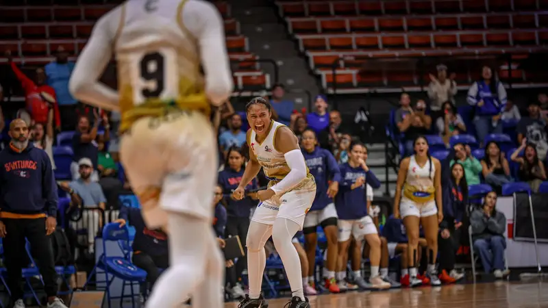 SANTURCE Y CAROLINA COMIENZAN CON VICTORIAS