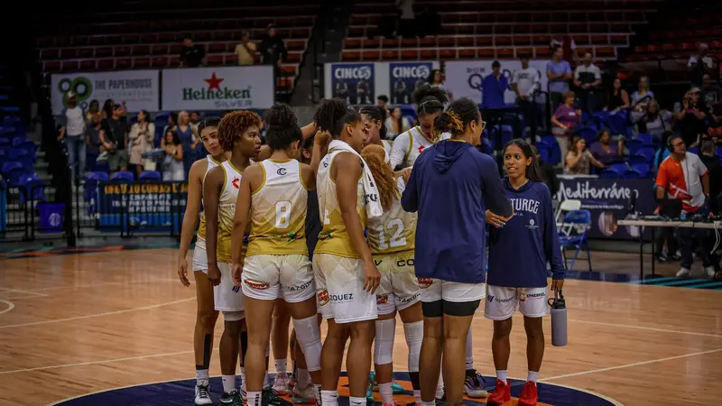 SANTURCE Y CAROLINA COMIENZAN CON VICTORIAS