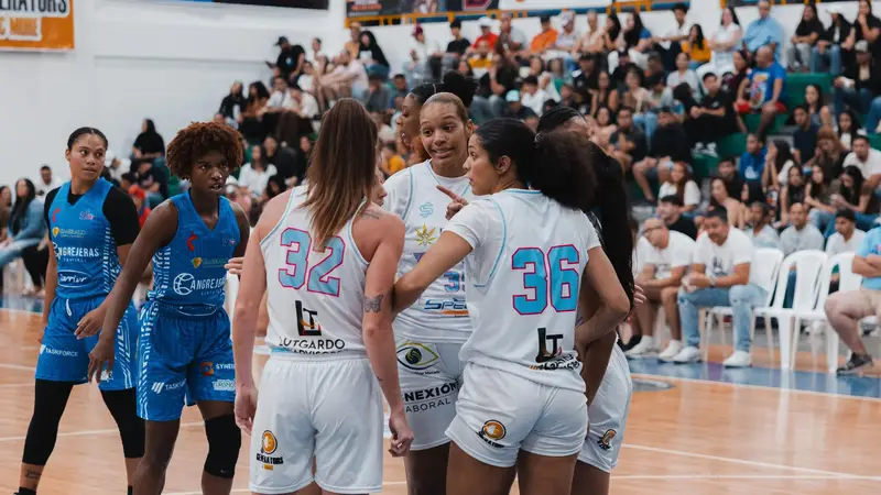 MOCA DOMINÓ A SANTURCE PARA IGUALAR LA SERIE SEMIFINAL A