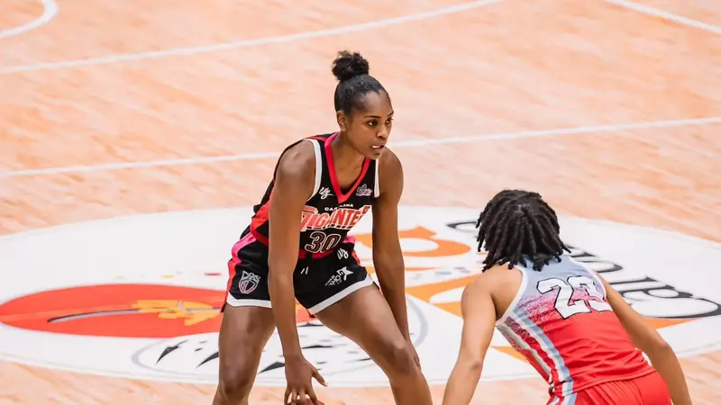CAROLINA Y LARES CONSIGUEN IMPORTANTES VICTORIAS