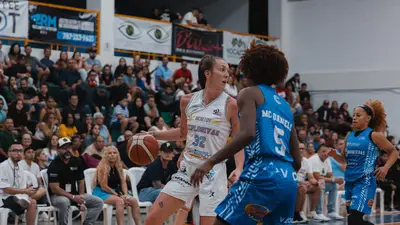 MOCA DOMINÓ A SANTURCE PARA IGUALAR LA SERIE SEMIFINAL A