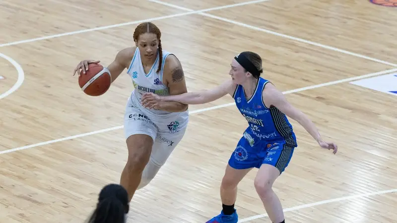 Moca repite a Alexis Jennings y Leigha Brown