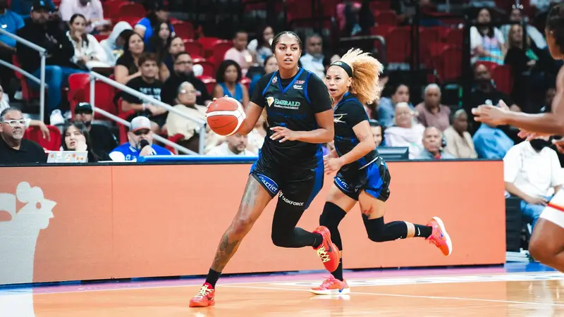 Las Cangrejeras se llevan la primera batalla metropolitana