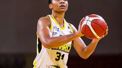 Las Monarcas evitan que Moca empate en el primer lugar 