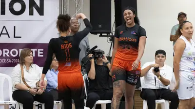 LAS ATLÉTICAS ROBAN EN MOCA Y SANTURCE DEFIENDE SU CANCHA