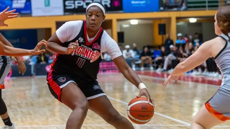 CAROLINA REGRESA A LA SERIE FINAL DEL BSNF