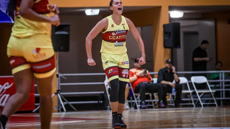 TAYRA MELÉNDEZ REPITE COMO DEFENSA DEL AÑO