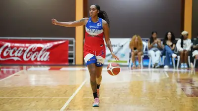 MANATí DOMINA EN CAROLINA